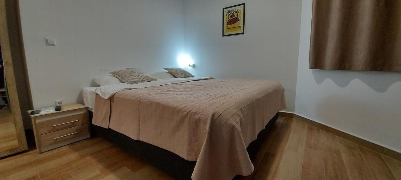 Apartmani Barka Неум Экстерьер фото