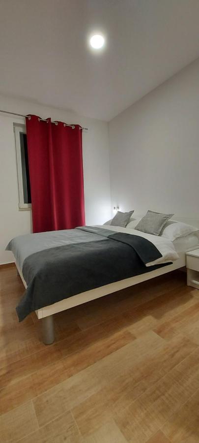 Apartmani Barka Неум Экстерьер фото