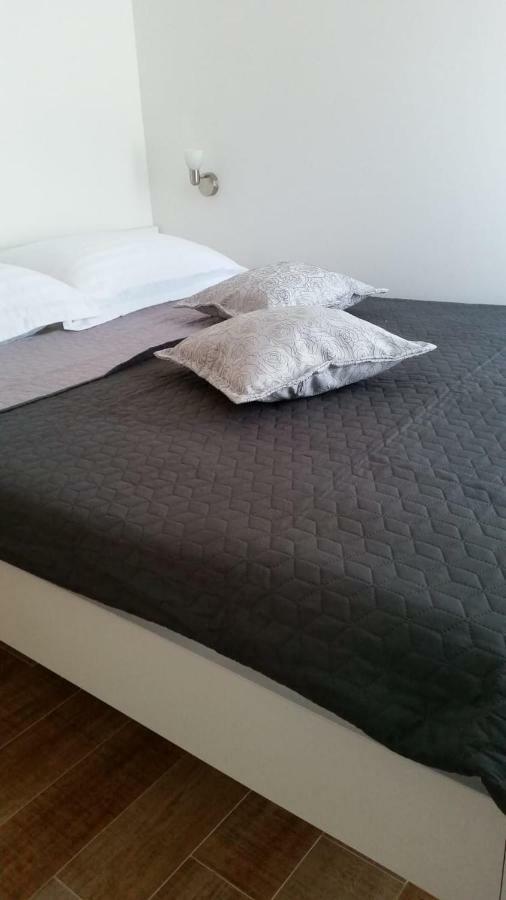 Apartmani Barka Неум Экстерьер фото